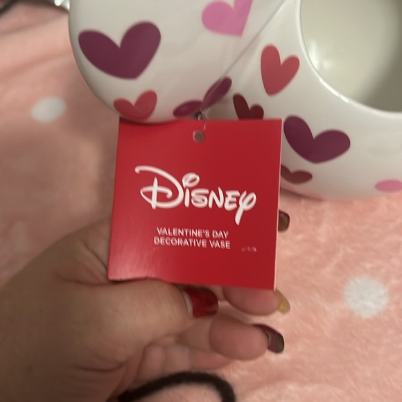 COPY - ❤️2 FOR $40❤️ Disney Valentine’s Day Decorative Vase